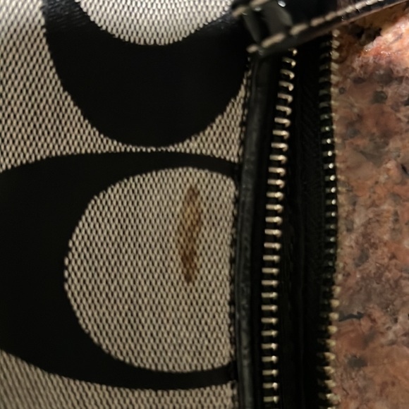 Coach - Picture 4 of 8